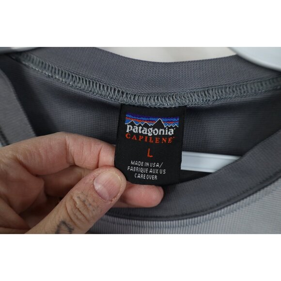 Vintage Patagonia Capilene Mens Large Spell Out Thermal Knit T-Shirt Gray USA - Picture 9 of 15